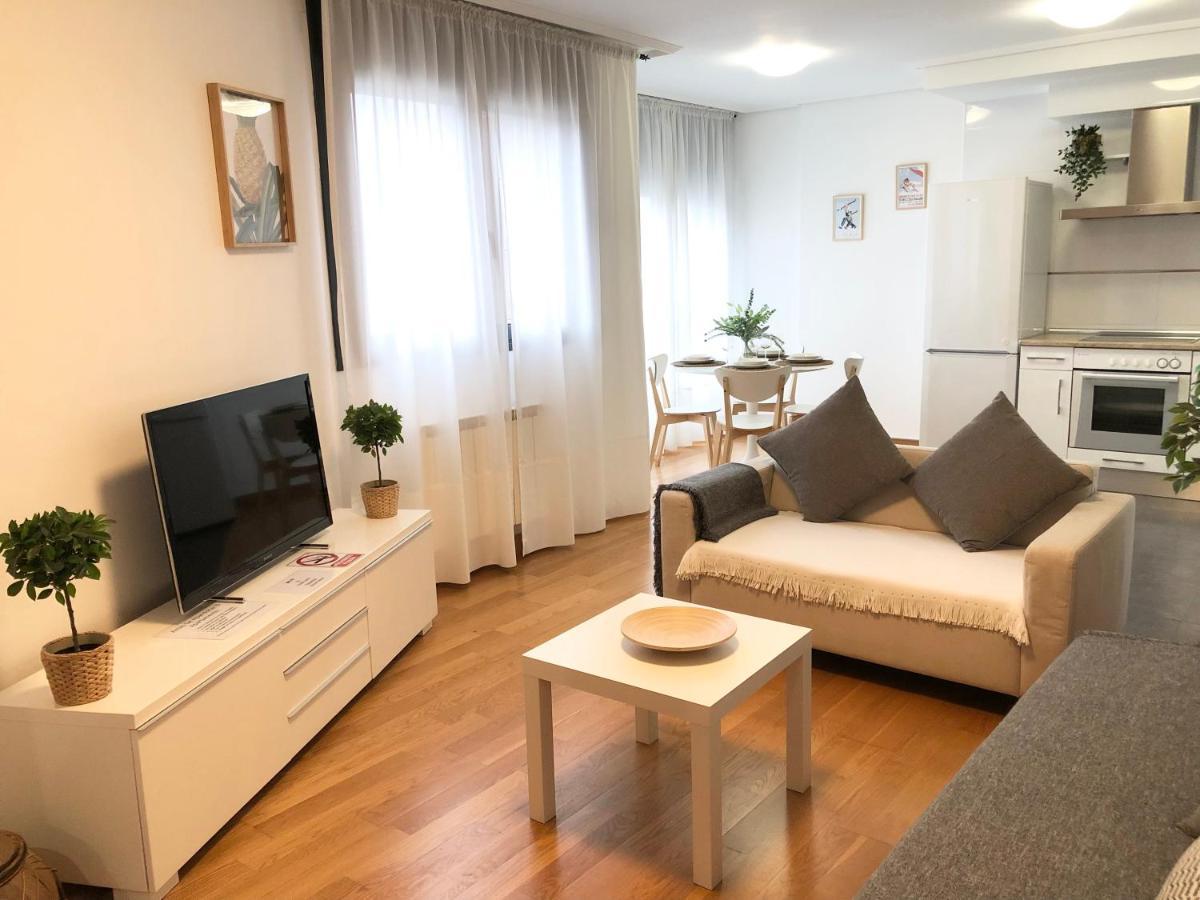 Apartamento 1 Centrico Garaje Wi-Fi Para Trabajar Apartment Castro Urdiales Ngoại thất bức ảnh